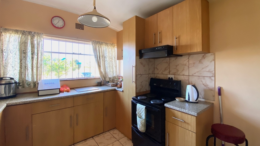 4 Bedroom Property for Sale in Laaiplek Western Cape